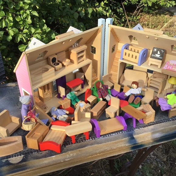 Melissa and Doug dollhouse extra furniture - Picture 2 of 2